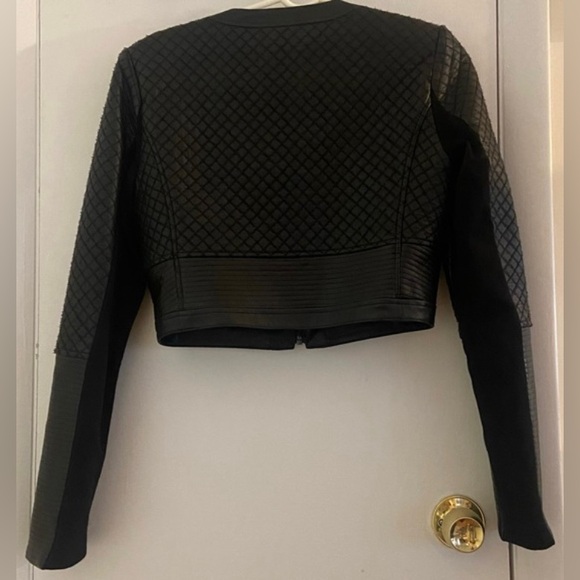 BCBC MAXAZRIA Crop Jacket - Picture 2 of 6